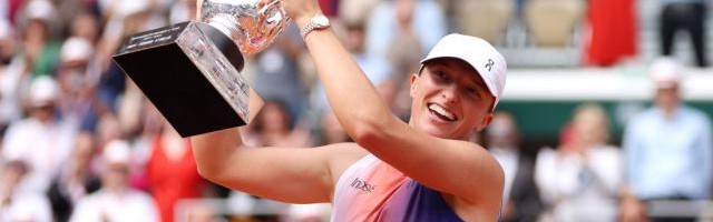 v体育-张奔斗：斯瓦泰克正在成为“女版纳达尔”的路上