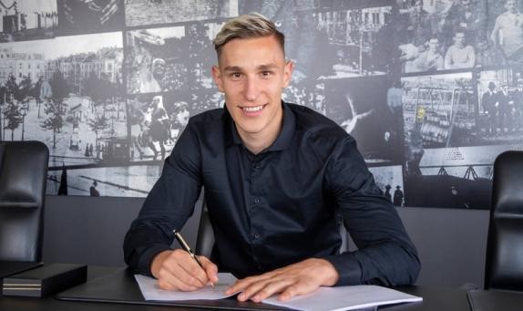 v体育-聚勒之后是施洛特贝克，反攻拜仁从重组后防开始！