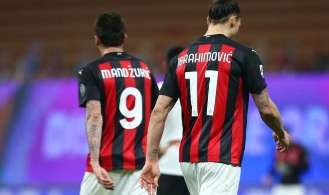 v体育app-【观察】脆败真蓝黑 半程冠军米兰离冠军有多远？