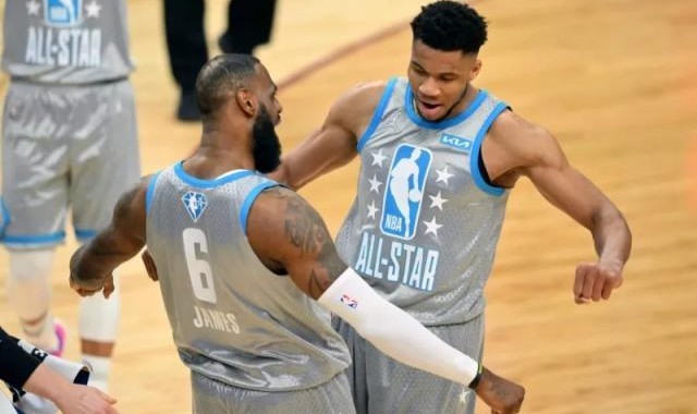 v体育-字母哥：老詹仍是世界最佳 科比叫我保持赤子之心